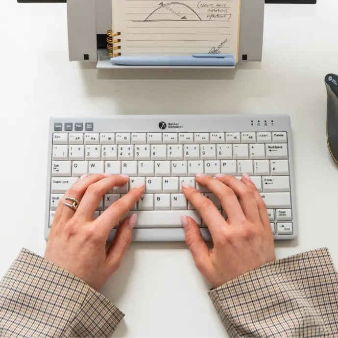 Kompakte ergonomische Tastatur BakkerElkhuizen UltraBoard 950