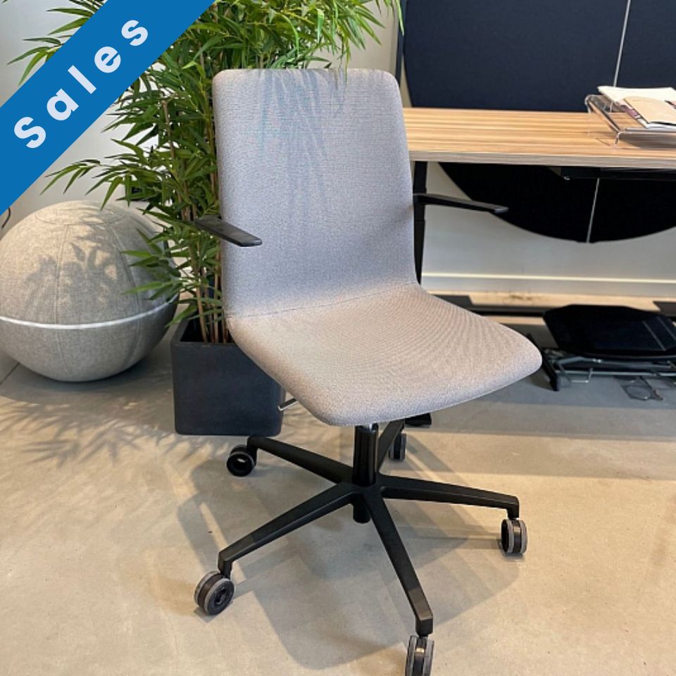 SALES - Cube S20 conference chair Modell Showroom